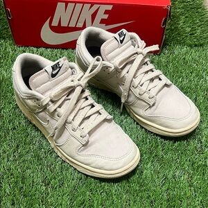 Nike dunk low 7.5W / 6Y